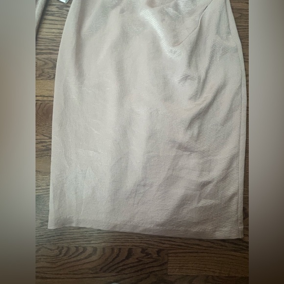 JS Collections Ashlyn Embroidered One Shoulder Midi Dress Size 2 NWT - Picture 4 of 16